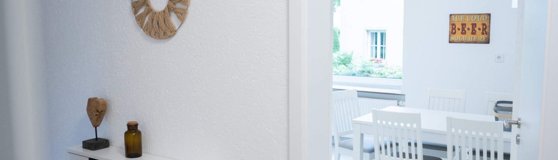 Flur zur Küche Studenten Wohngemeinschaft im EG in der Schwedendammstraße 17 in Villingen-Schwenningen